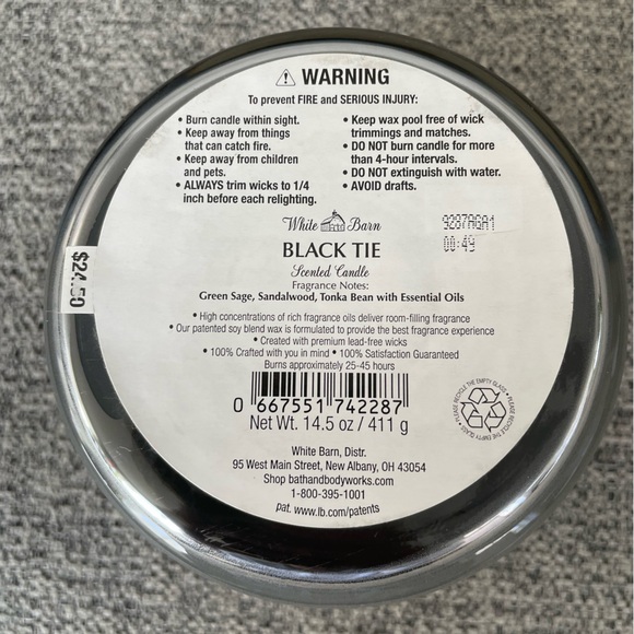 Bath & Body Works: White Barn Candle - Black Tie - Picture 2 of 3